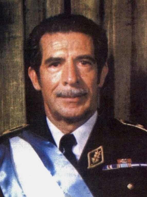 Photograph of Guatemalan military leader Efraín Ríos Montt during his time as head of state in 1982, wearing military attire.